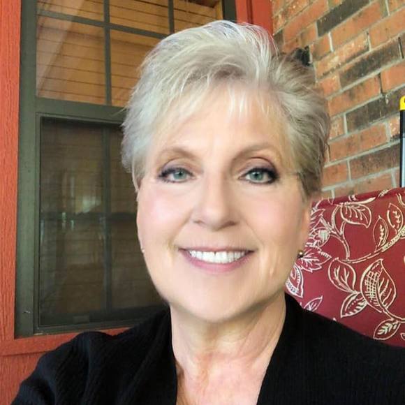 Meet your Posher, Cynthia - Picture 1 of 1